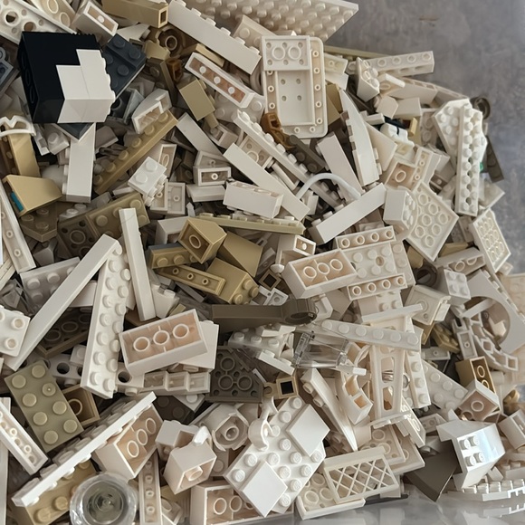 White Lego Lot - Picture 3 of 5